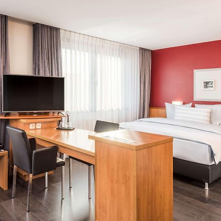 Hotel Wolfsburg Centrum, Affiliated By Melia Zewnętrze zdjęcie